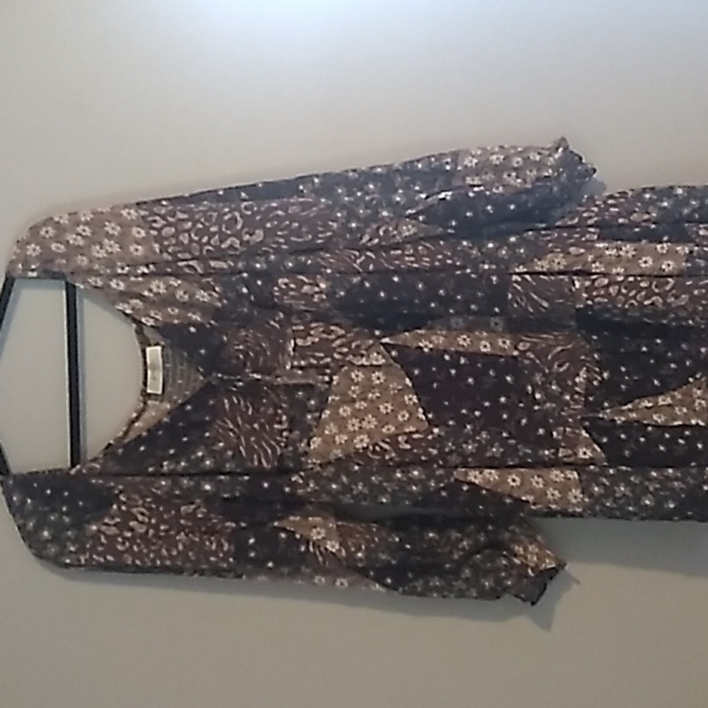 Dress - Picture 3 of 4